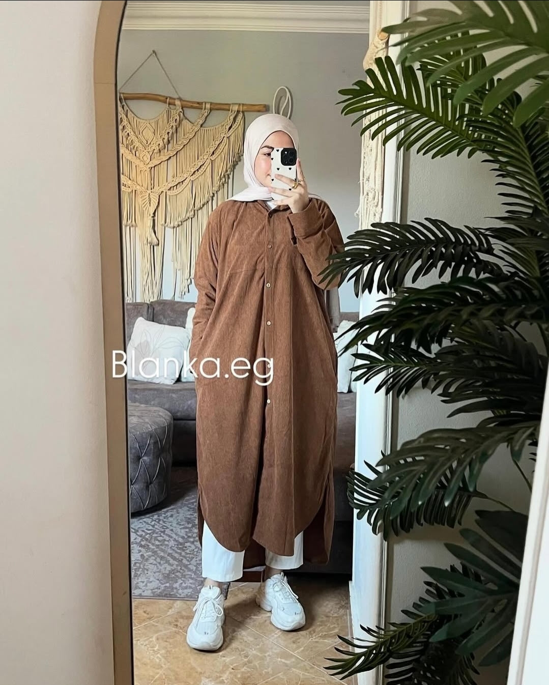 شميز طويل مضلع قطيفه
