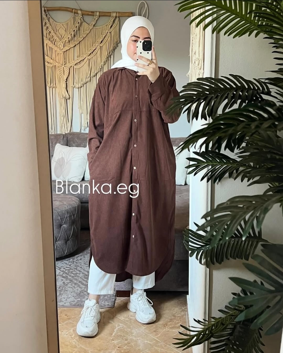 شميز طويل مضلع قطيفه