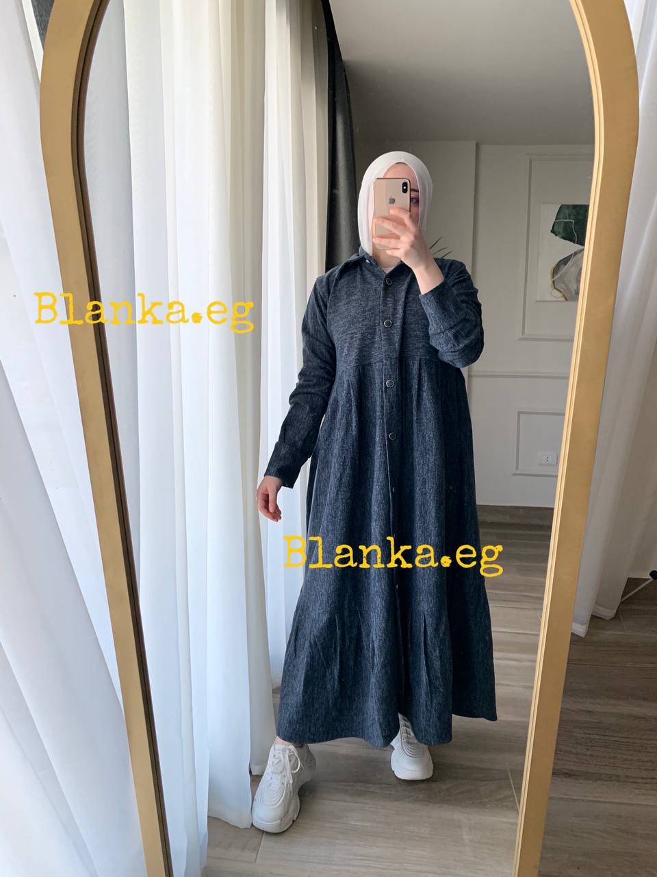 فستان صوف أسباني