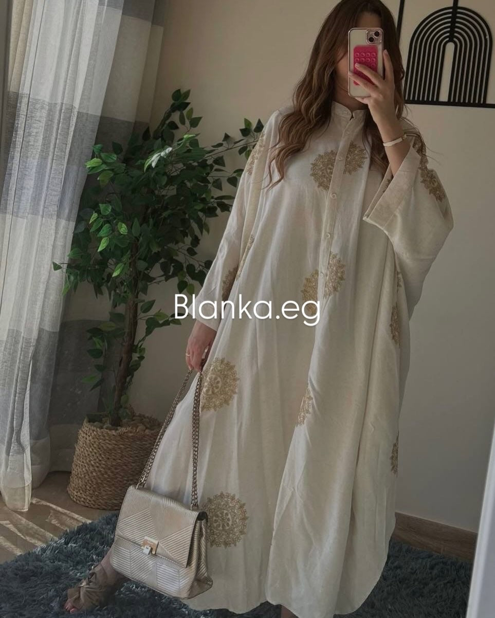 موديل كتان ايطالي بزراير  مطرز يدوي