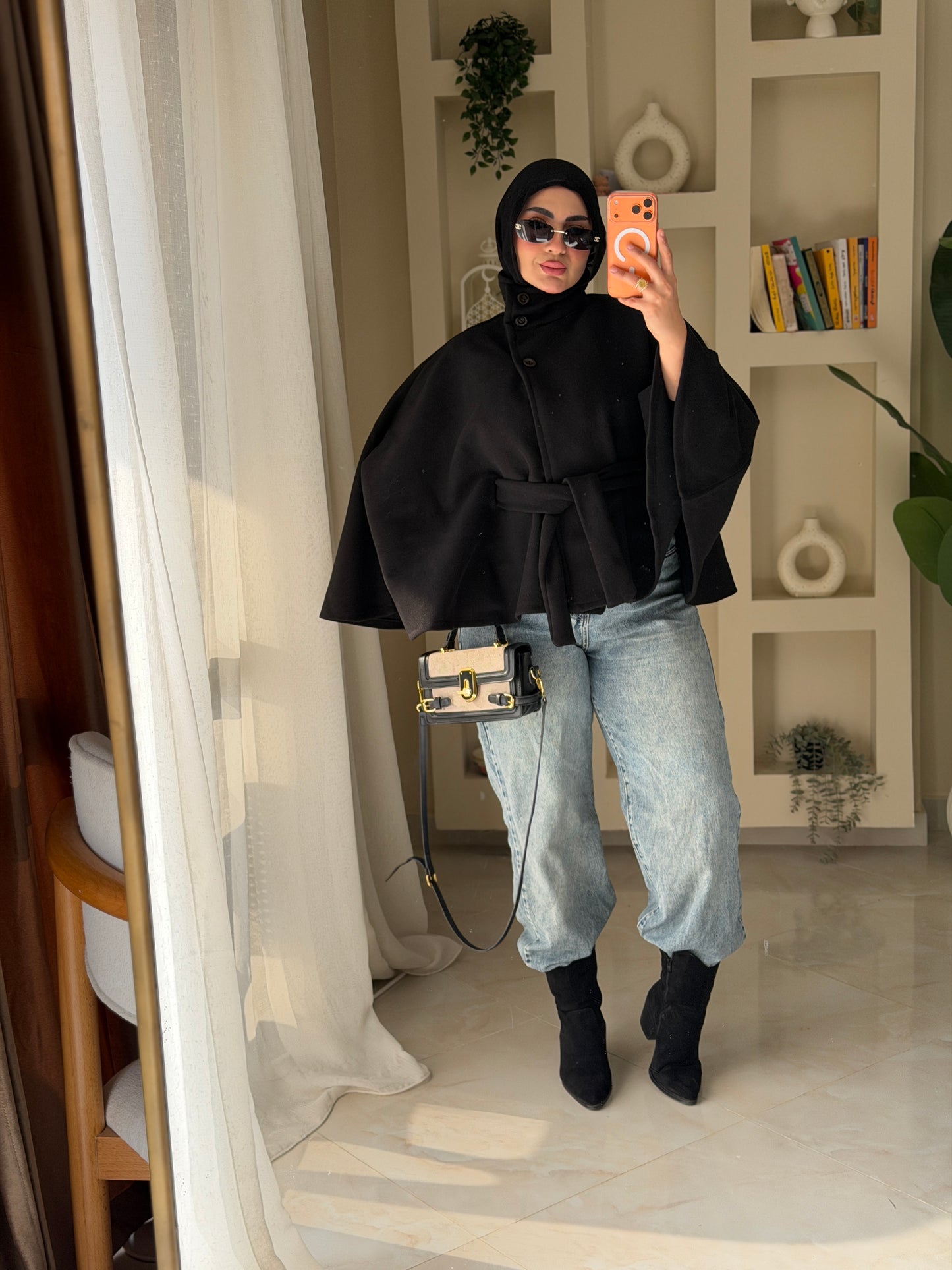 كاب جوخ  بالحزام