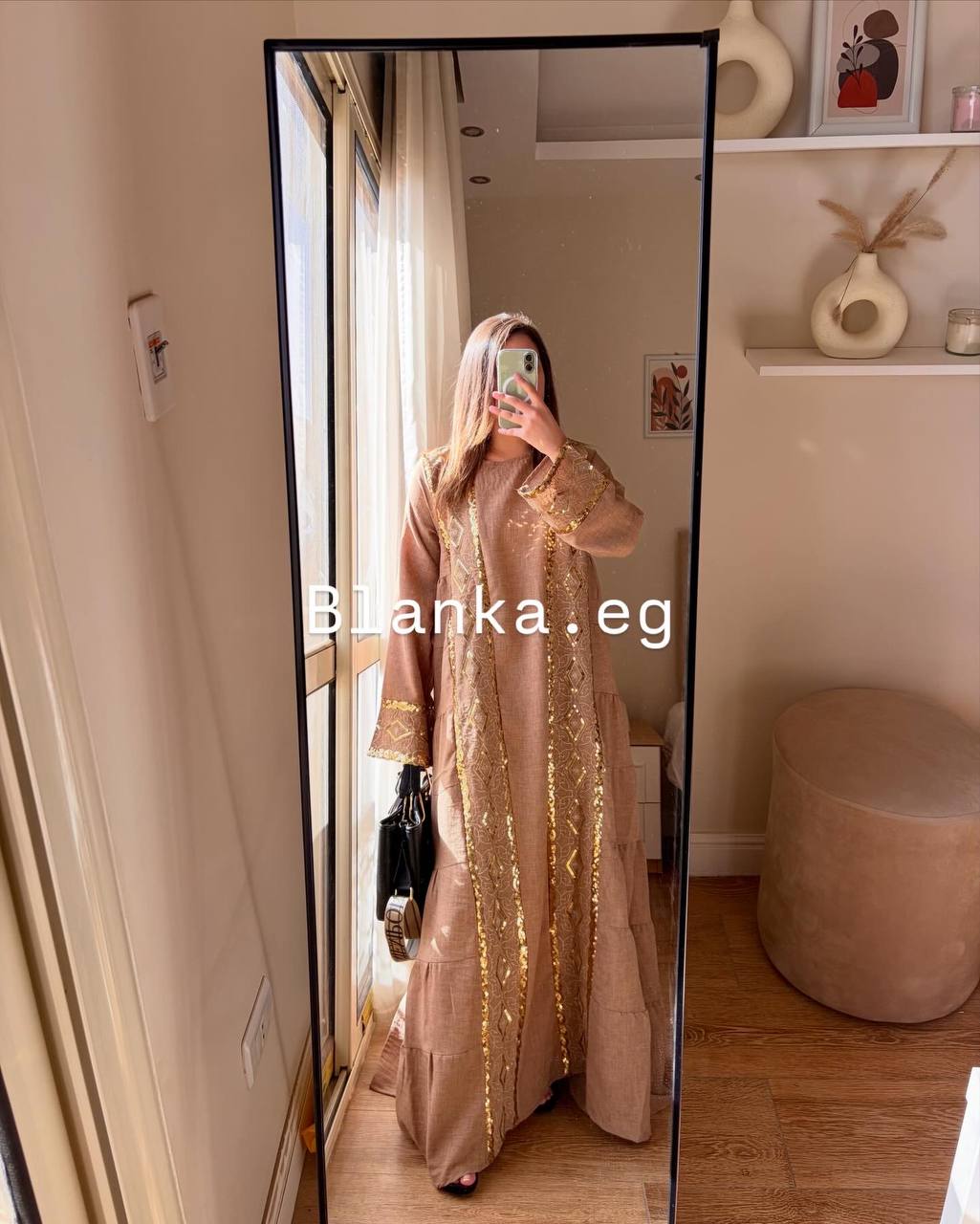 كتان إيطالي بتطريز فاخر