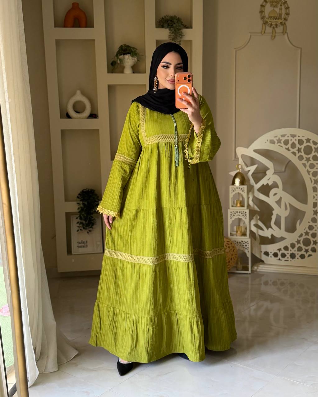 فستان فرسكا كتان بتصميم أنيق وعصري