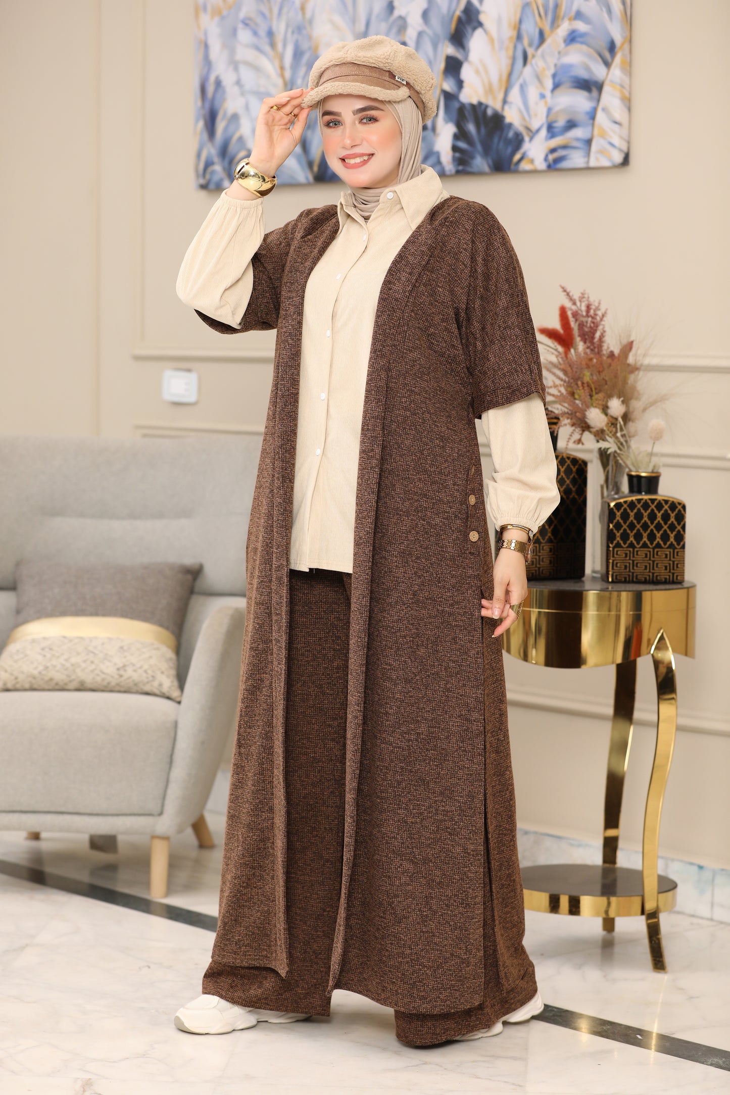 سوت أنيق مكوّن من ٣ قطع