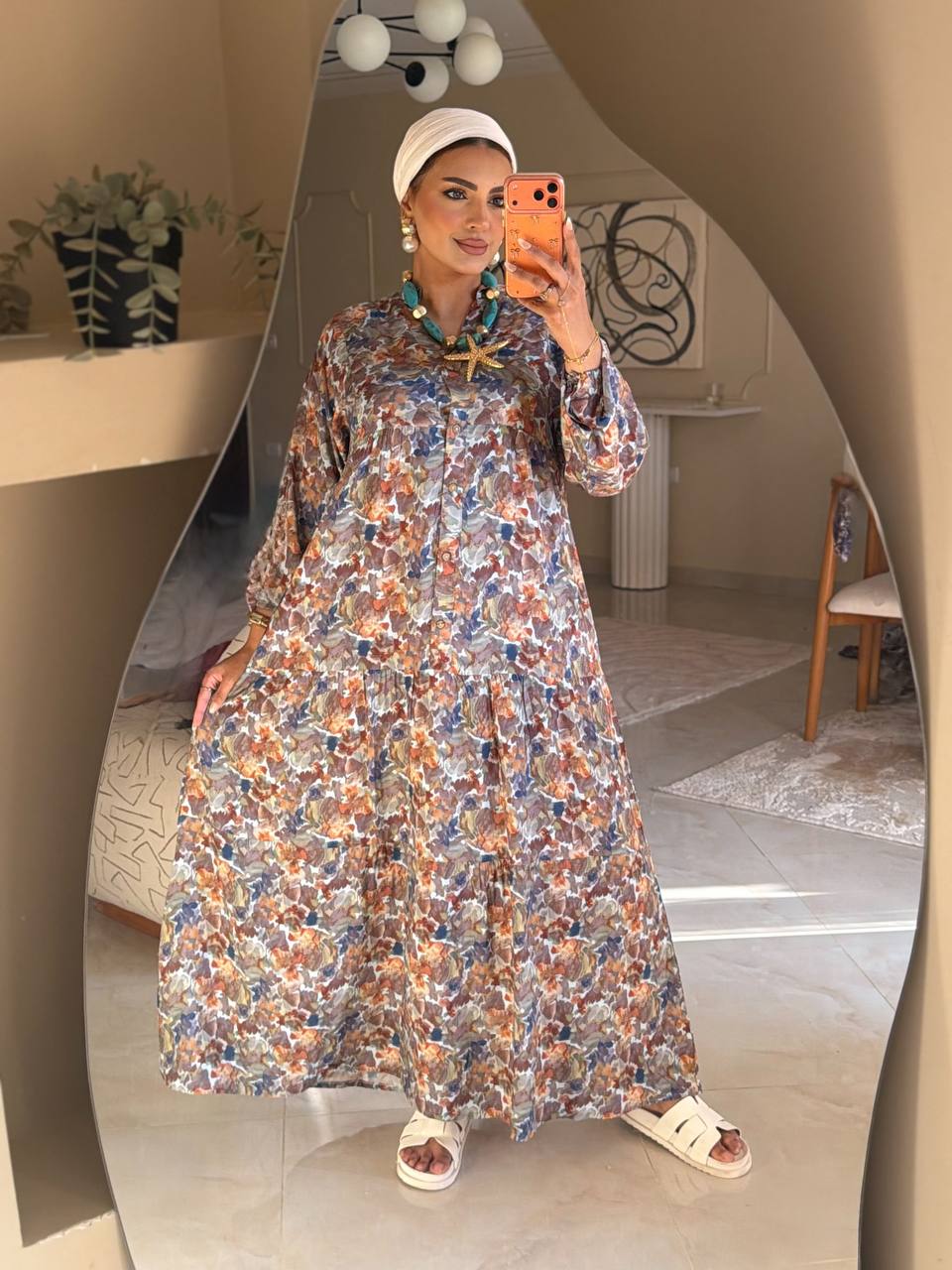 إطلالة صيفية عصرية بتشجيرة مميزه