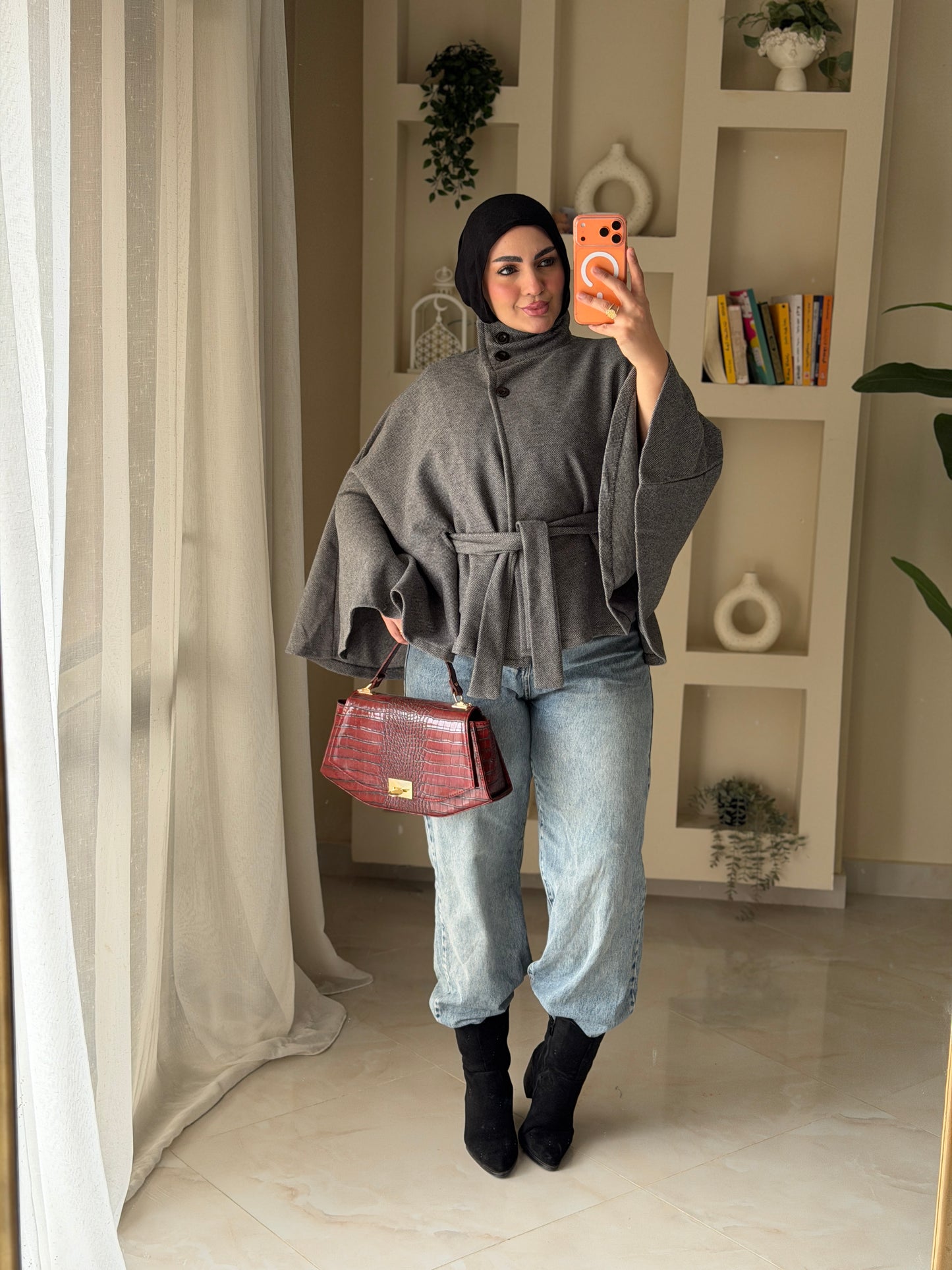 كاب جوخ  بالحزام