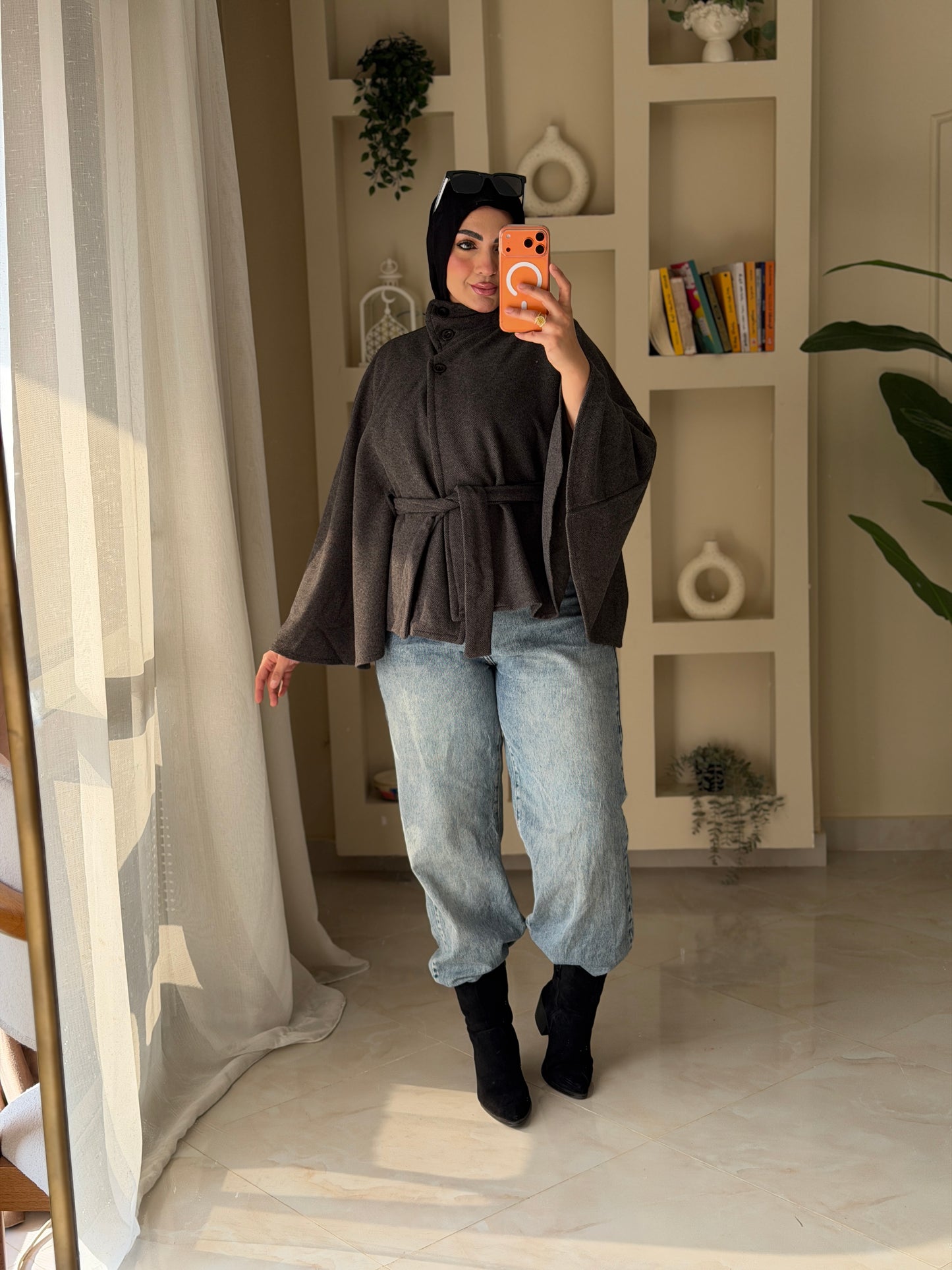 كاب جوخ  بالحزام