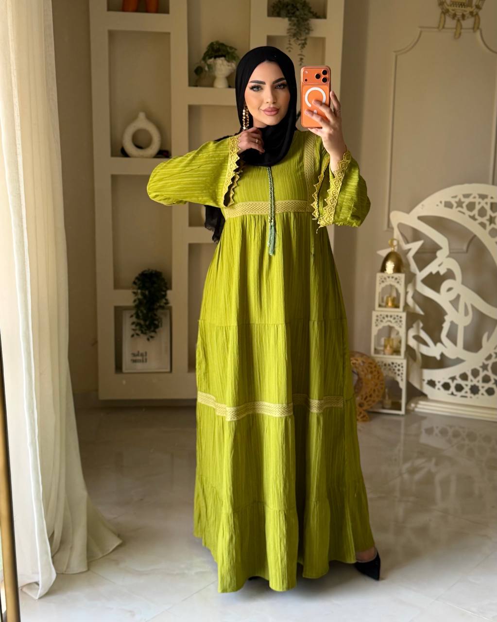 فستان فرسكا كتان بتصميم أنيق وعصري