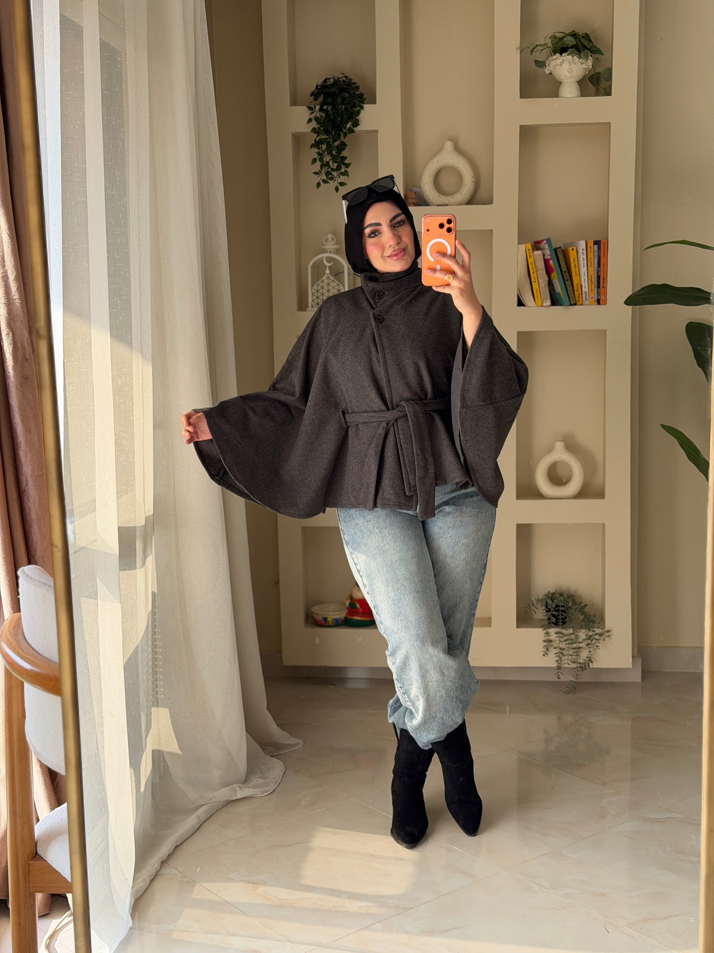 كاب جوخ  بالحزام