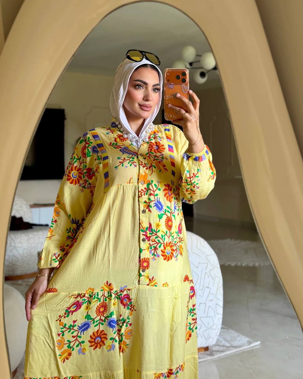 فستان أناقة بلمسة عصرية