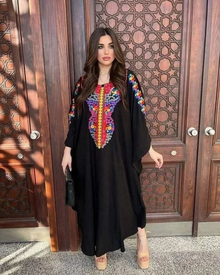 قفطان مطرز ٦ لون
