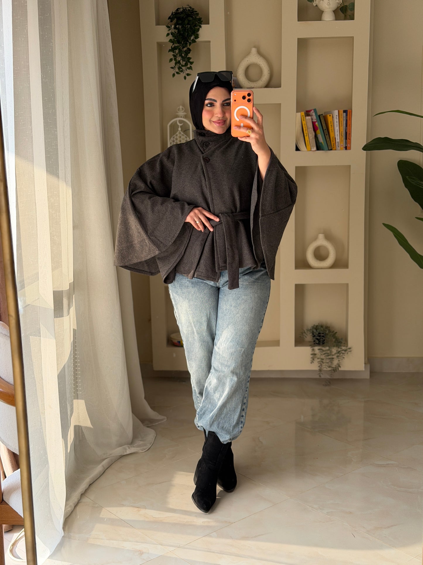 كاب جوخ  بالحزام