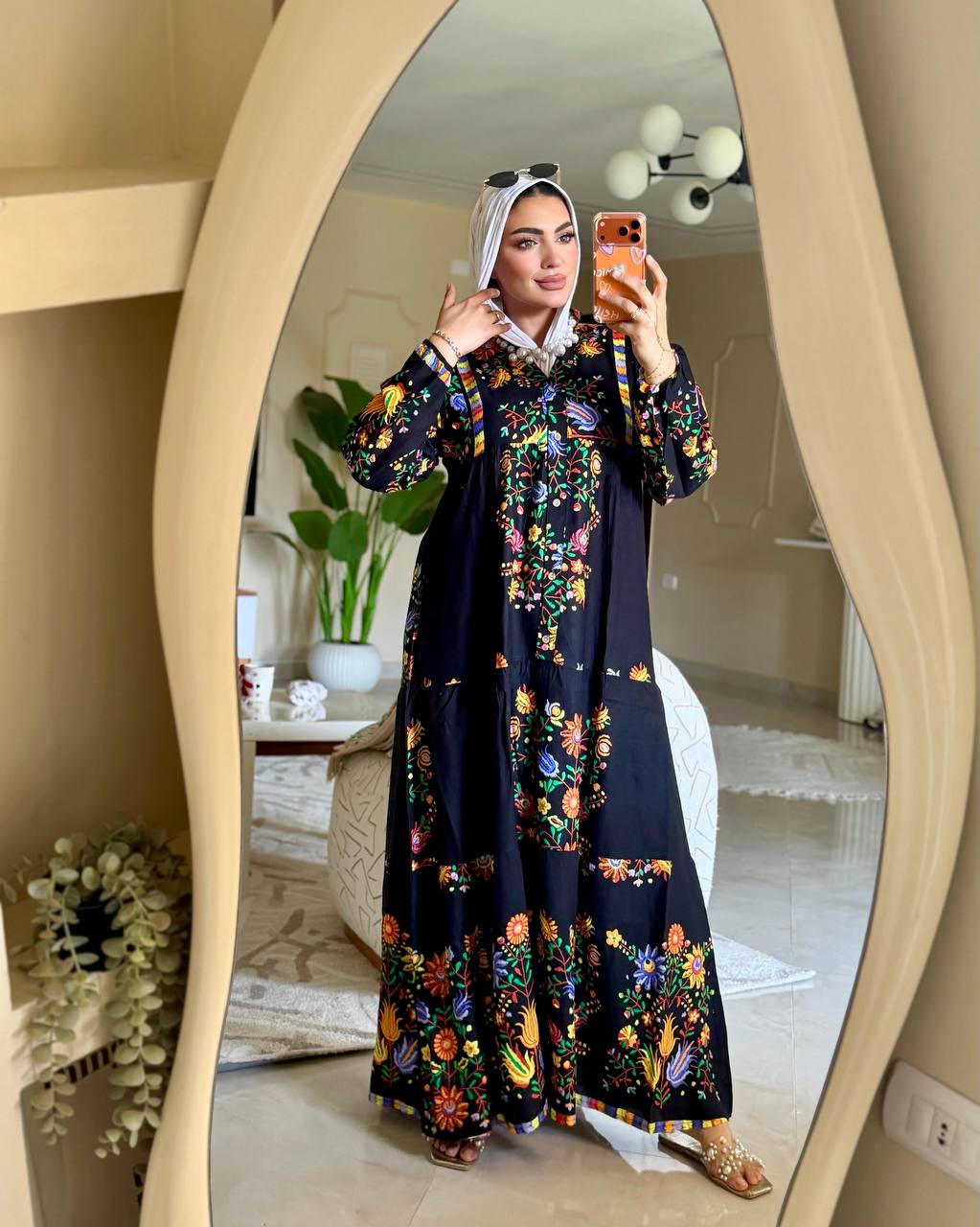 فستان أناقة بلمسة عصرية