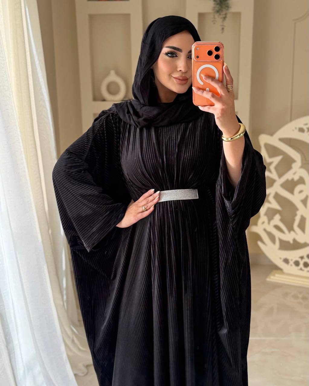 ملحفة شتوية قطيفة فرنساوي بحزام استك لامع تحت الصدر