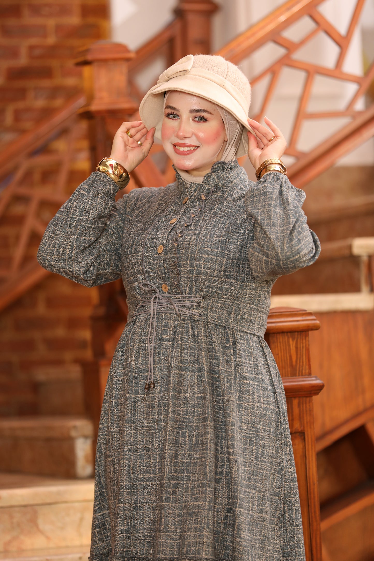 دريس من الصوف التويد