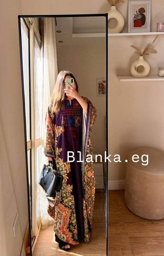 ملحفة برسم جانبي وتطريز سيناوي