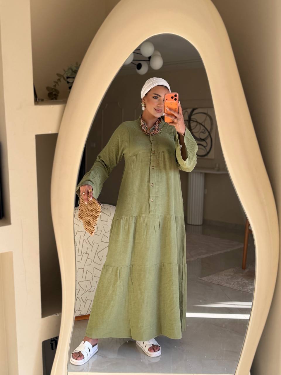 لوك راقٍ وعصري يناسب كل خروجتك
