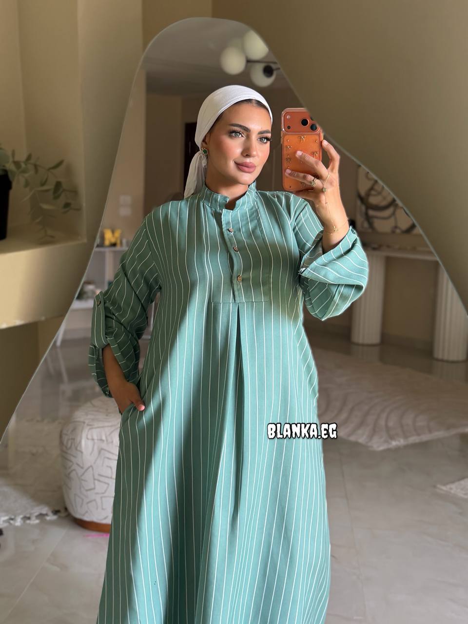 فستان طويل مقلم  بقصة صيفية مميزة