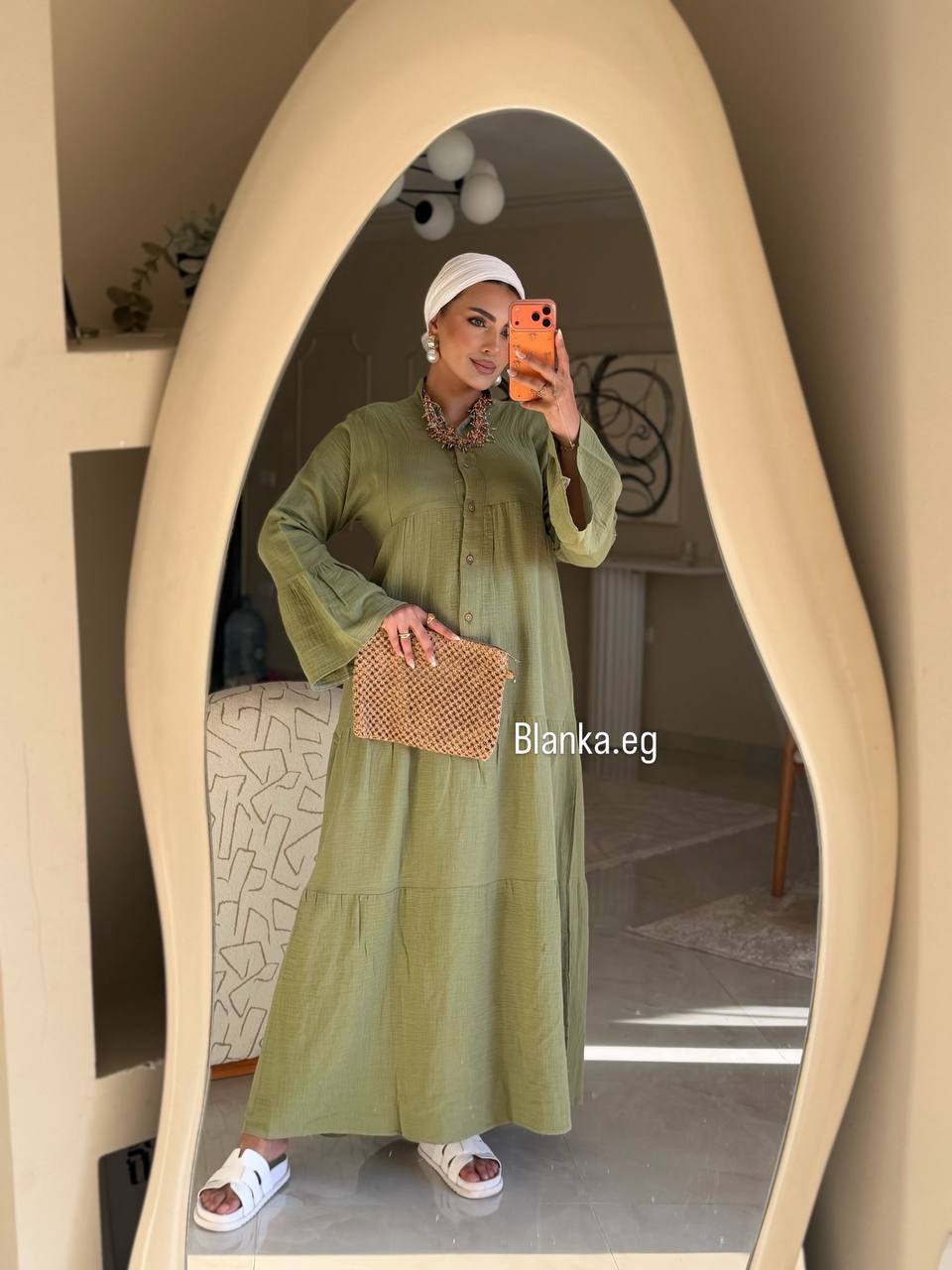 لوك راقٍ وعصري يناسب كل خروجتك