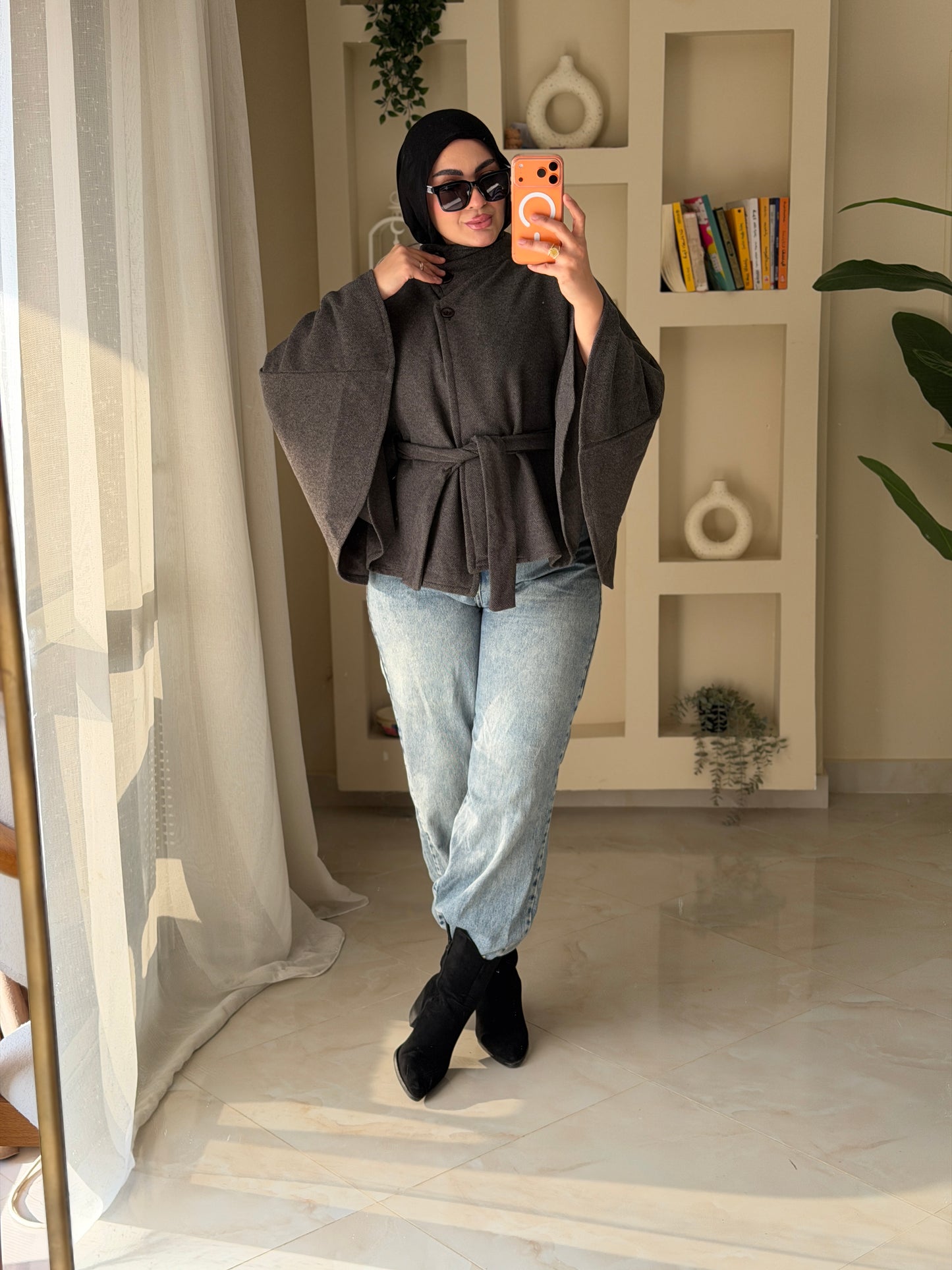 كاب جوخ  بالحزام