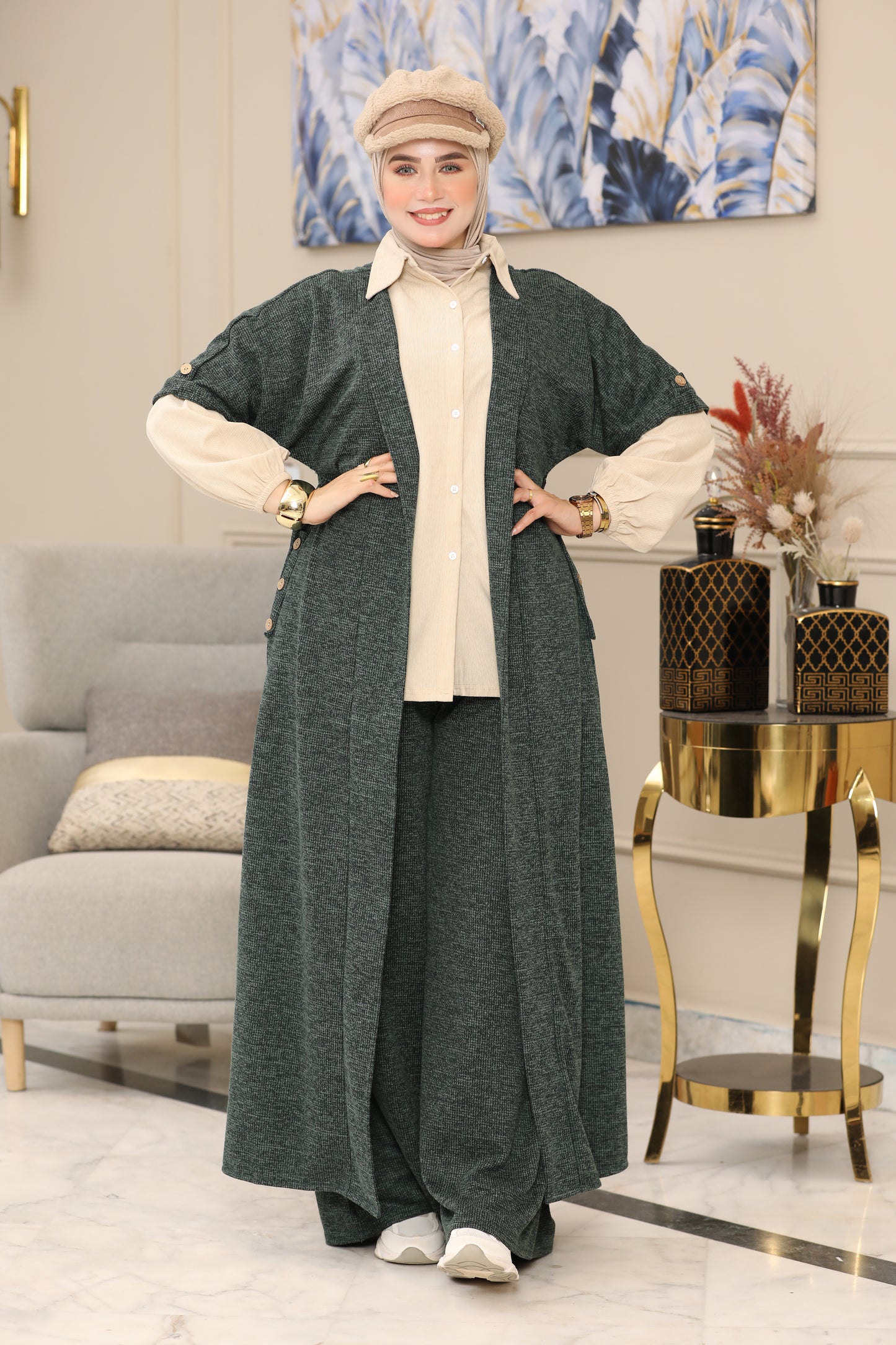 سوت أنيق مكوّن من ٣ قطع