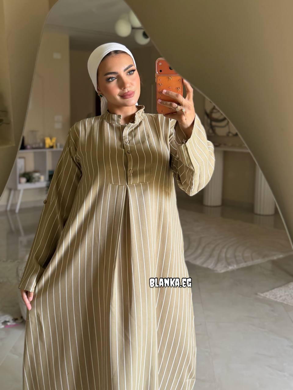 فستان طويل مقلم  بقصة صيفية مميزة