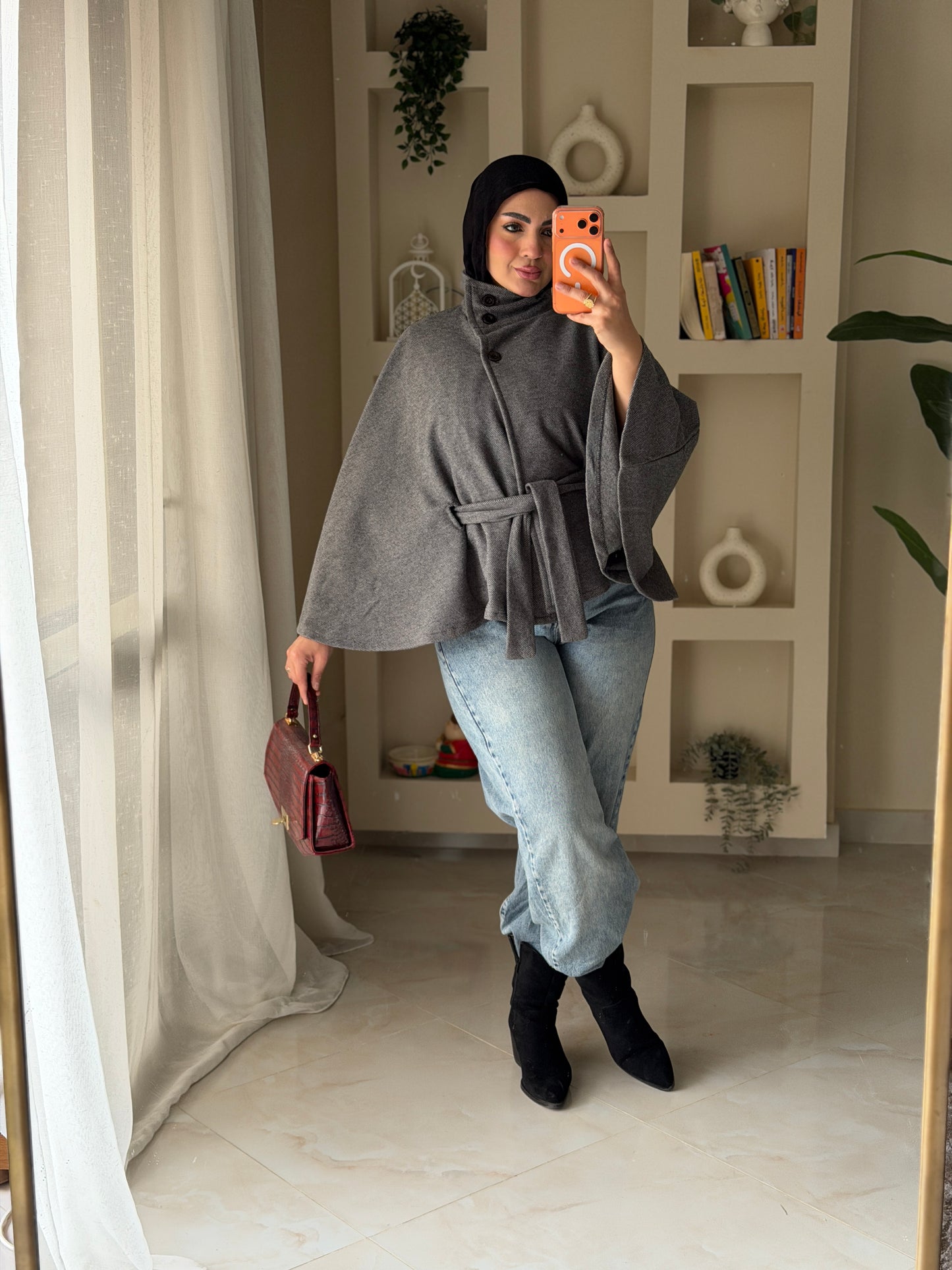 كاب جوخ  بالحزام