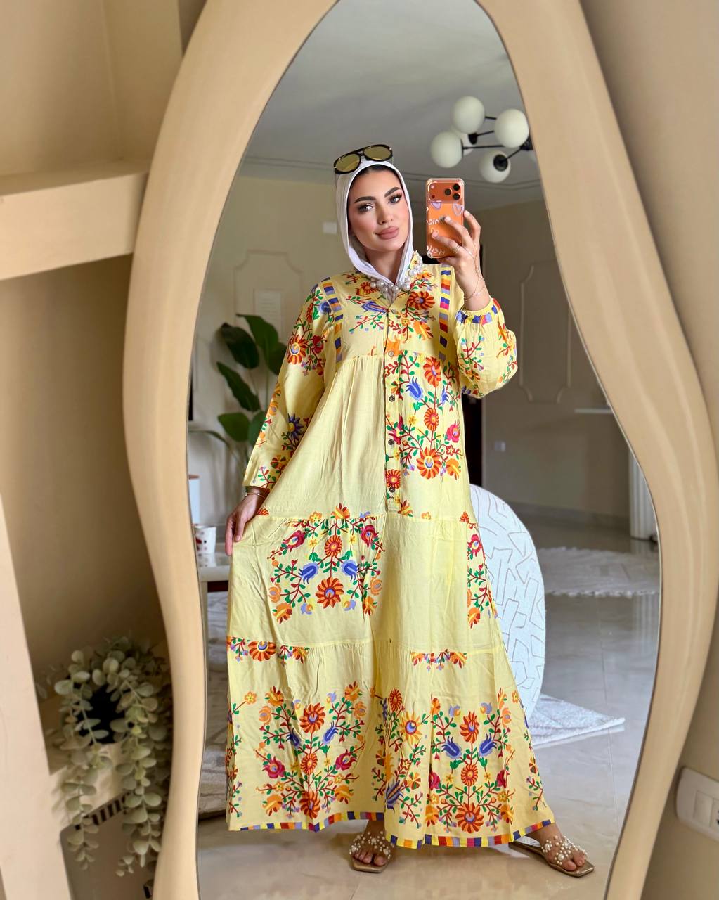فستان أناقة بلمسة عصرية